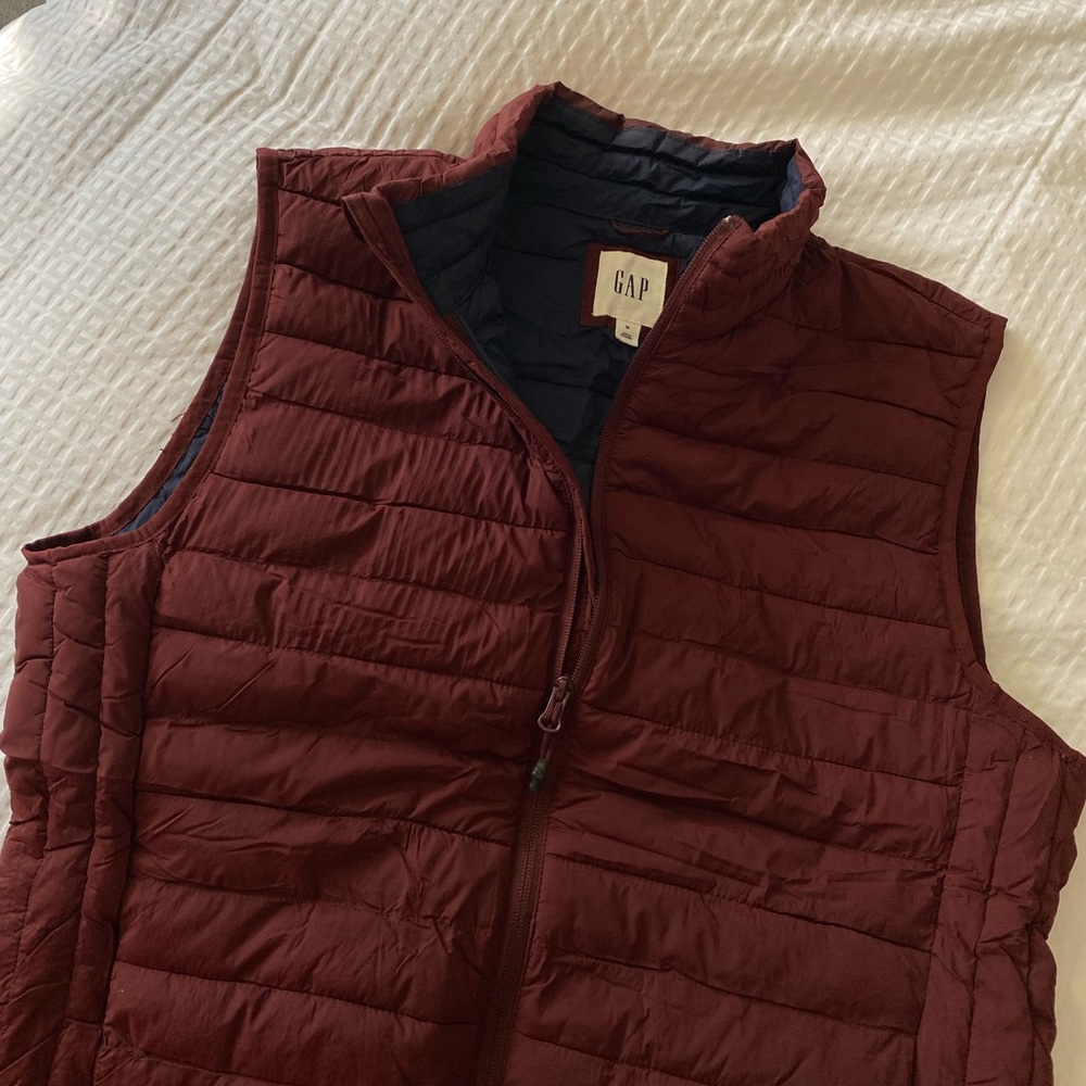 GAP Burgundy Puffer Jacket